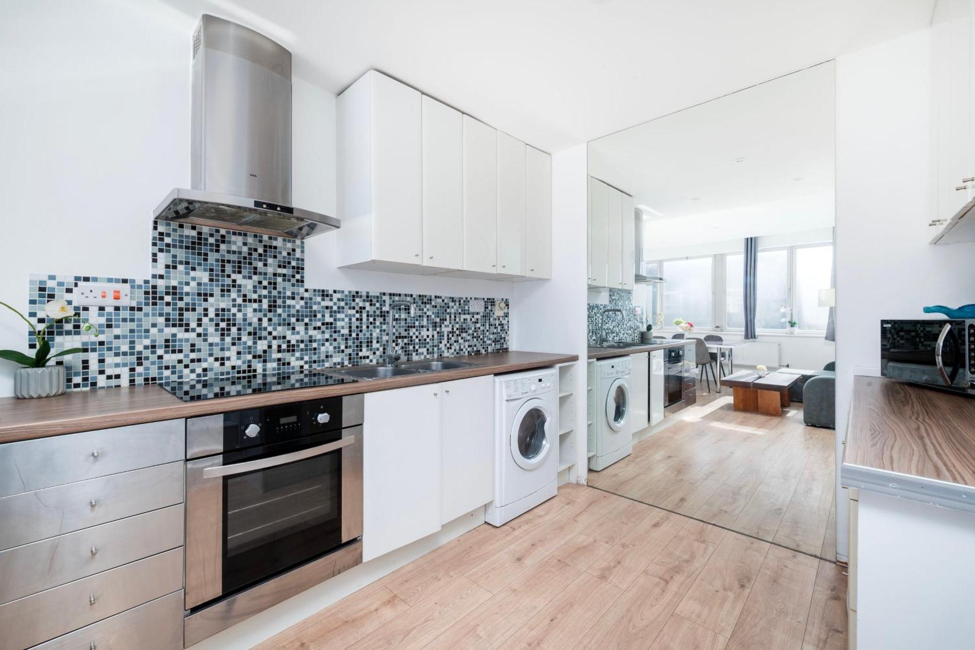 Berwick Street Central Apartments Londra Esterno foto